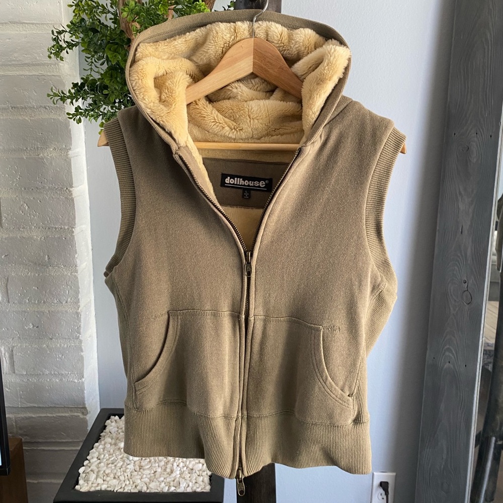 Green vest